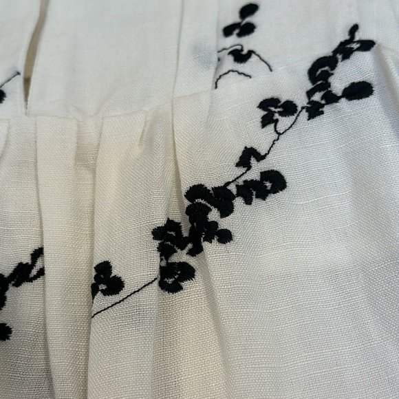 Anthropologie Akemi & Kin linen blouse - Picture 4 of 6